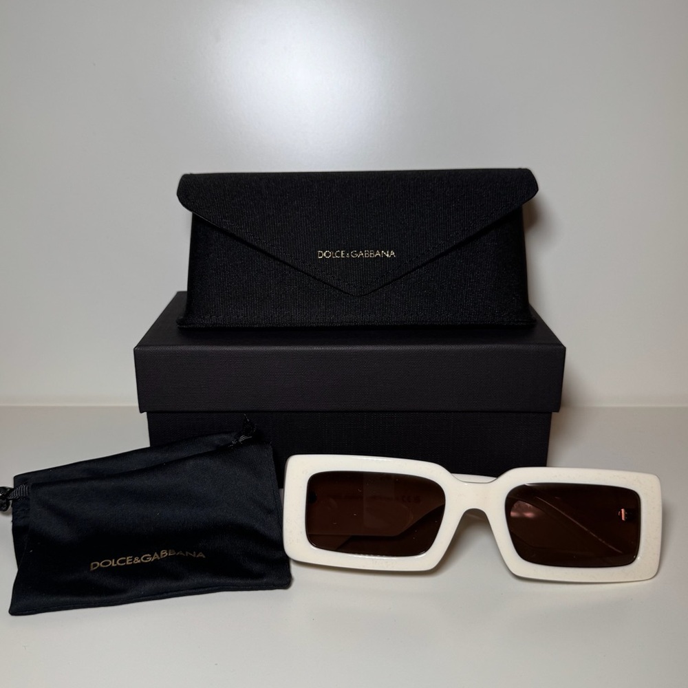 NEW Authentic Dolce & Gabbana Beige Sunglasses 0DG4416